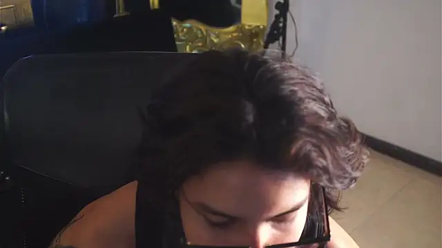 Snapshot of dantecoppolaa_ chatting on 02-27-25, 07:15 dantecoppolaa online show from 02-27-25, 07:15