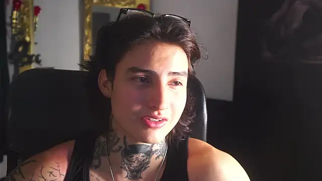 Snapshot of dantecoppolaa_ chatting on 03-12-25, 11:01 dantecoppolaa online show from 03-12-25, 11:01