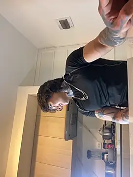 Snapshot of dantecoppolaa_ chatting on 09-16-25, 01:06 dantecoppolaa online show from 09-16-25, 01:06