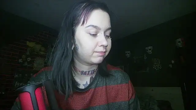 MoorderxDoll online show from 10-05-25, 07:34