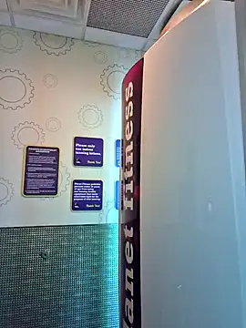 John19893 online show from 01-12-25, 04:40