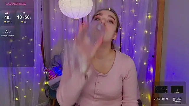 LovelyJessie online show from 12-28-24, 07:54