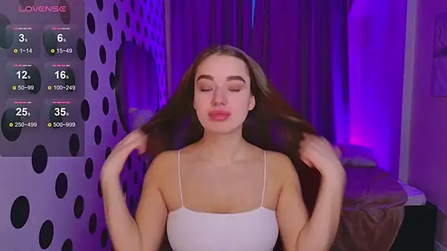 Snapshot of LovelyJessie chatting on 01-23-25, 02:07 LovelyJessie online show from 01-23-25, 02:07