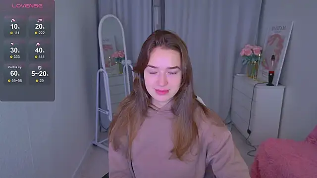 Snapshot of LovelyJessie chatting on 01-12-26, 01:38 LovelyJessie online show from 01-12-26, 01:38