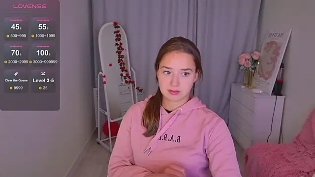 Snapshot of LovelyJessie chatting on 02-28-26, 01:45 LovelyJessie online show from 02-28-26, 01:45