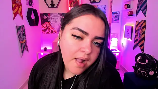 Luise Meyrink online show from 01-31-25, 05:09