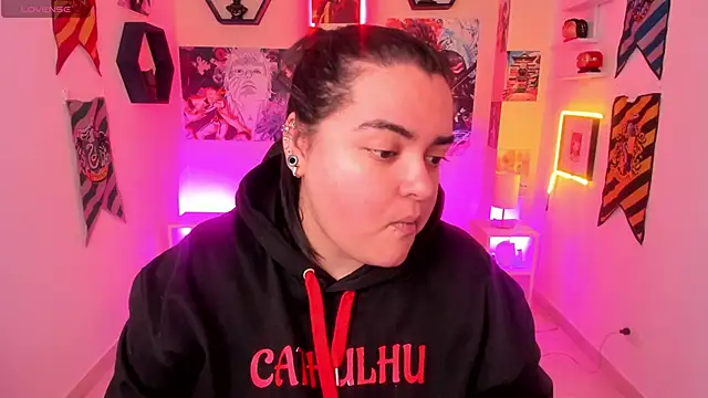 Luise Meyrink online show from 02-16-25, 05:59