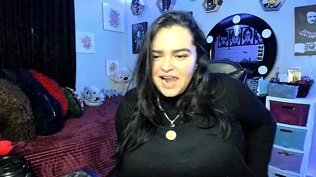 Luise Meyrink online show from 01-13-26, 01:22