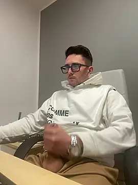 masterboss  online show from 01-19-25, 06:32