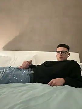 masterboss  online show from 03-22-25, 02:05