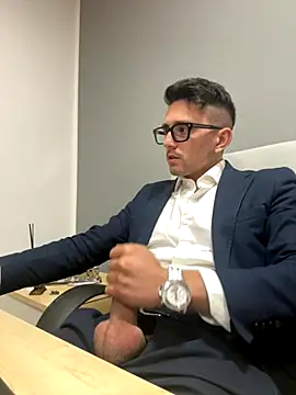 masterboss  online show from 10-29-25, 01:02