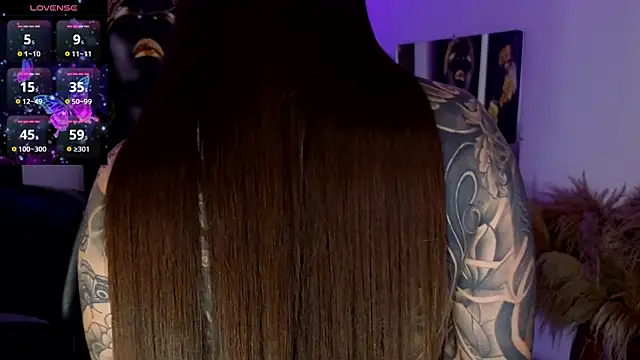  brenna hanson online show from 02-11-26, 07:19