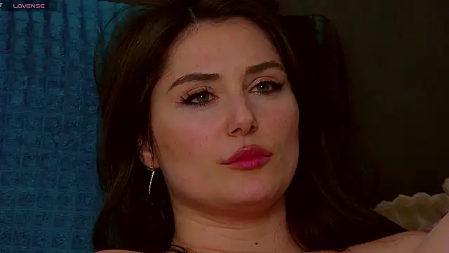 KassieWeins online show from 02-12-25, 02:14