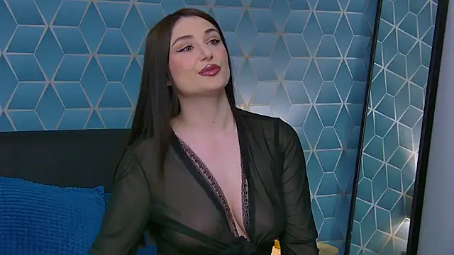 Snapshot of KassieWeins chatting on 06-14-26, 06:54 KassieWeins online show from 06-14-26, 06:54
