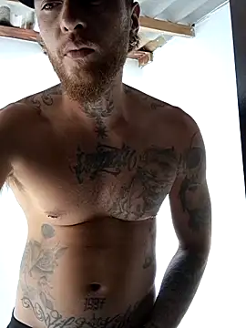 Snapshot of raymon616 chatting on 03-18-25, 03:42 raymon616 online show from 03-18-25, 03:42