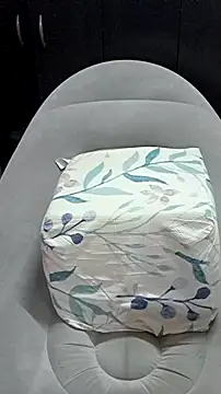 Snapshot of raymon616 chatting on 10-18-25, 02:47 raymon616 online show from 10-18-25, 02:47