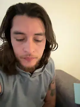 Snapshot of raymon616 chatting on 02-10-26, 01:48 raymon616 online show from 02-10-26, 01:48