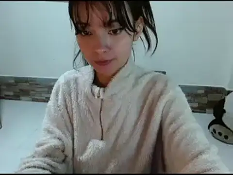  annie rosse online show from 12-19-24, 01:07