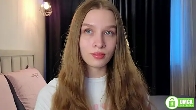 Snapshot of CutieBeauty chatting on 12-03-25, 01:09 CutieBeauty online show from 12-03-25, 01:09