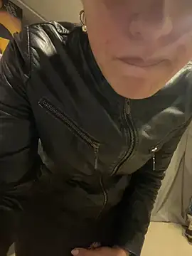 aangie  uwu online show from 12-03-24, 11:13