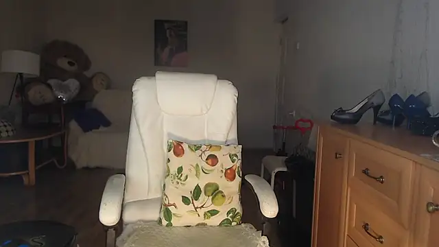 V-Alice online show from 09-10-25, 03:45