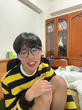 Snapshot of hihi0169 chatting on 01-11-25, 09:04 hihi0169 online show from 01-11-25, 09:04