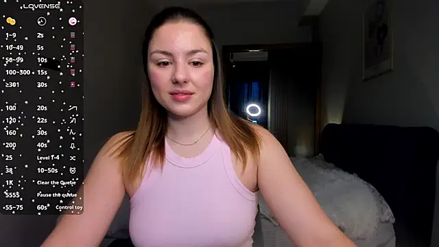 ThreeshaWhite online show from 03-05-25, 05:40