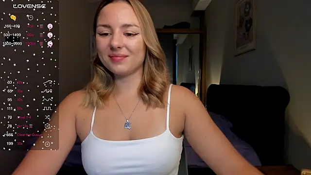 ThreeshaWhite online show from 09-22-25, 04:03