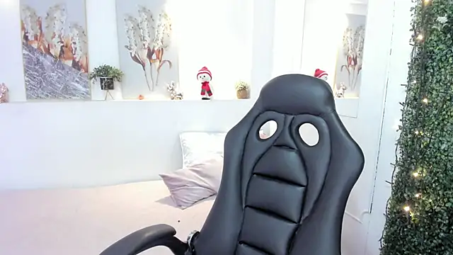 Snapshot of Abby_Mae_ chatting on 12-20-24, 07:22 Abby Mae online show from 12-20-24, 07:22