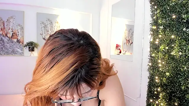 Snapshot of Abby_Mae_ chatting on 01-03-25, 07:49 Abby Mae online show from 01-03-25, 07:49