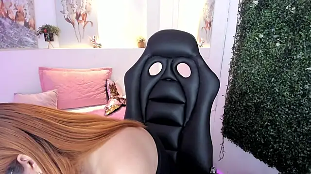 Snapshot of Abby_Mae_ chatting on 01-11-25, 03:44 Abby Mae online show from 01-11-25, 03:44