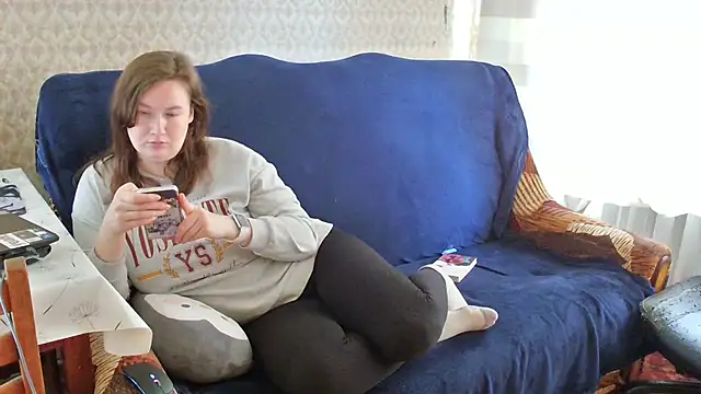 Snapshot of franceska_blue chatting on 02-24-26, 10:13 franceska blue online show from 02-24-26, 10:13