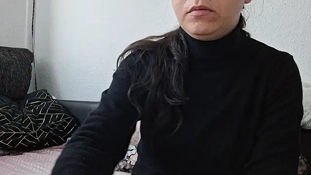 Cyndee Winter online show from 12-20-24, 01:43