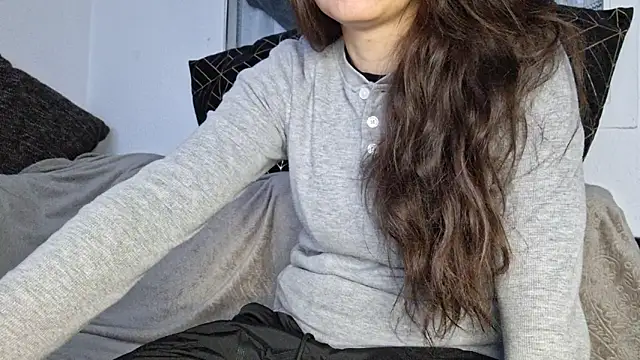 Cyndee Winter online show from 01-02-25, 02:46