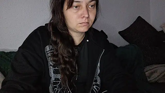 Cyndee Winter online show from 09-17-25, 04:19