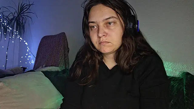 Cyndee Winter online show from 11-29-25, 09:51