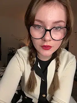 MaribelRiver online show from 01-03-25, 05:42