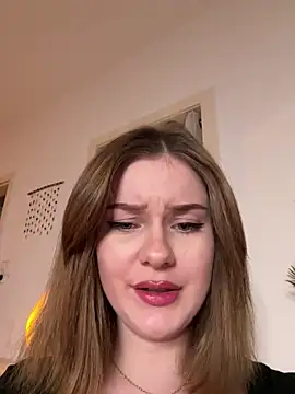 MaribelRiver online show from 02-13-25, 05:54