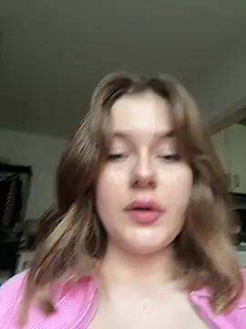 MaribelRiver online show from 03-17-25, 05:05