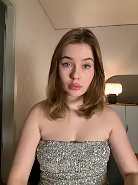 MaribelRiver online show from 09-13-25, 07:02