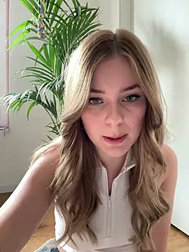 MaribelRiver online show from 02-19-26, 01:18