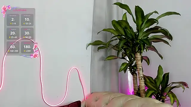 Snapshot of Jentokio chatting on 10-15-25, 09:04 Jentokio online show from 10-15-25, 09:04