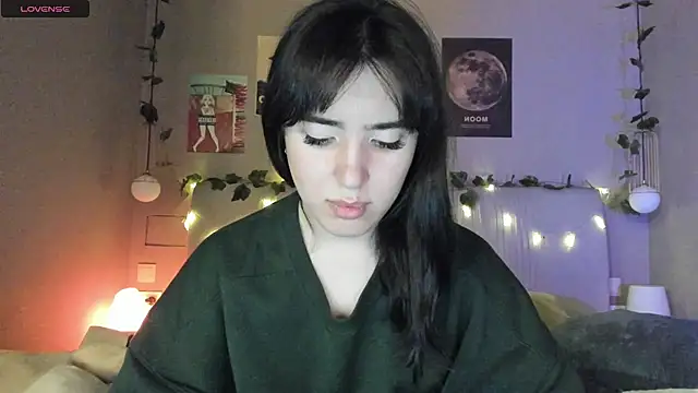 Snapshot of Anisawithlove chatting on 12-14-24, 05:58 Anisawithlove online show from 12-14-24, 05:58