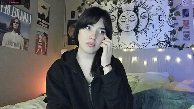 Snapshot of Anisawithlove chatting on 12-24-24, 09:33 Anisawithlove online show from 12-24-24, 09:33