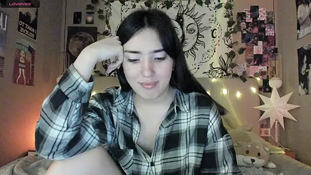 Snapshot of Anisawithlove chatting on 02-03-25, 08:57 Anisawithlove online show from 02-03-25, 08:57