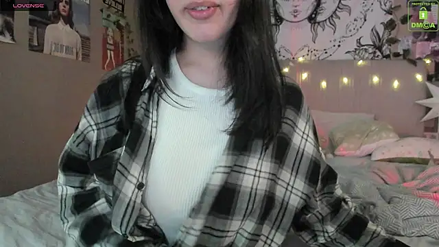 Snapshot of Anisawithlove chatting on 03-23-25, 02:59 Anisawithlove online show from 03-23-25, 02:59