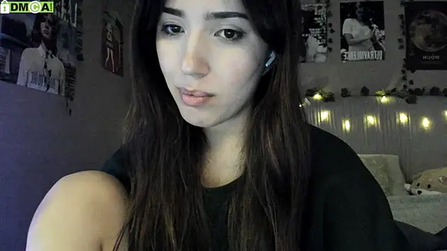 Snapshot of Anisawithlove chatting on 11-21-25, 03:54 Anisawithlove online show from 11-21-25, 03:54