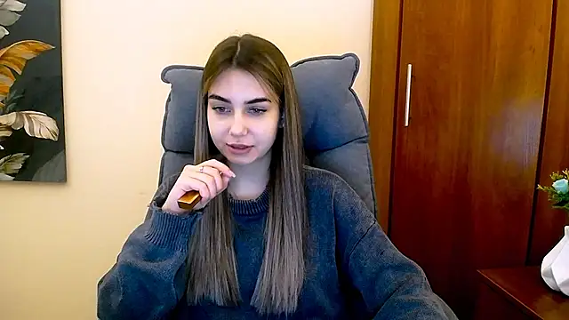 Snapshot of Lili_magic chatting on 01-27-25, 03:18 Lili magic online show from 01-27-25, 03:18