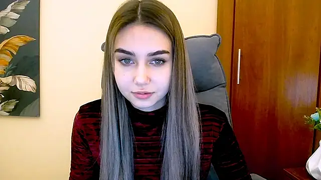 Snapshot of Lili_magic chatting on 02-01-25, 12:37 Lili magic online show from 02-01-25, 12:37