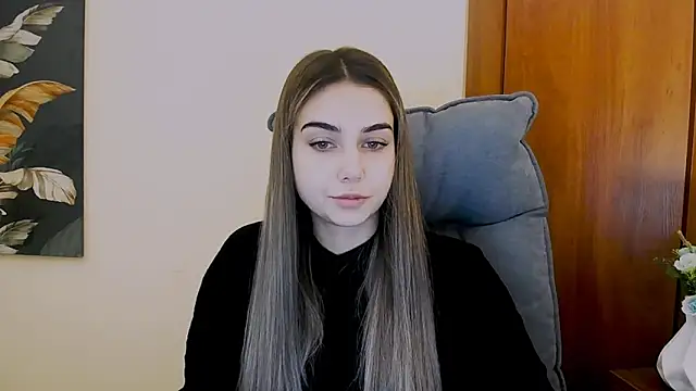 Snapshot of Lili_magic chatting on 02-08-25, 12:39 Lili magic online show from 02-08-25, 12:39